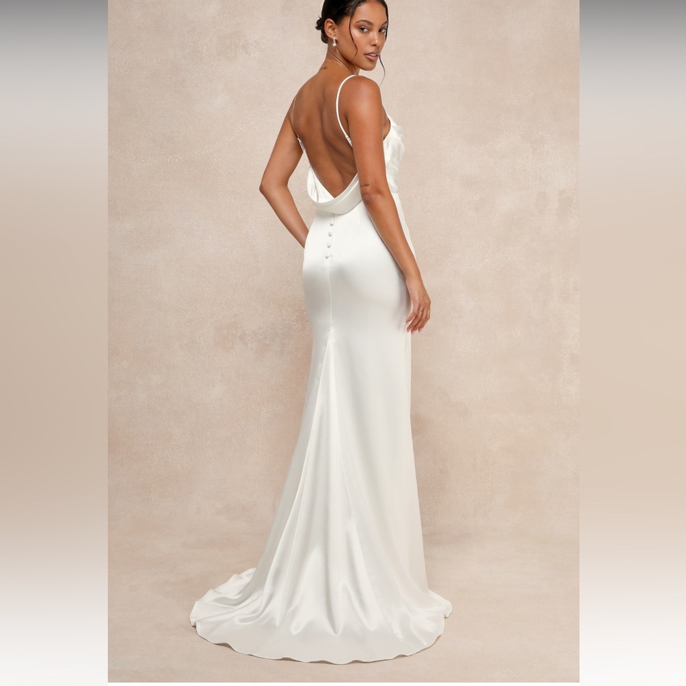 NWT Lovely Endearment White Satin Sleeveless Backless Maxi Dress - Picture 2 of 9